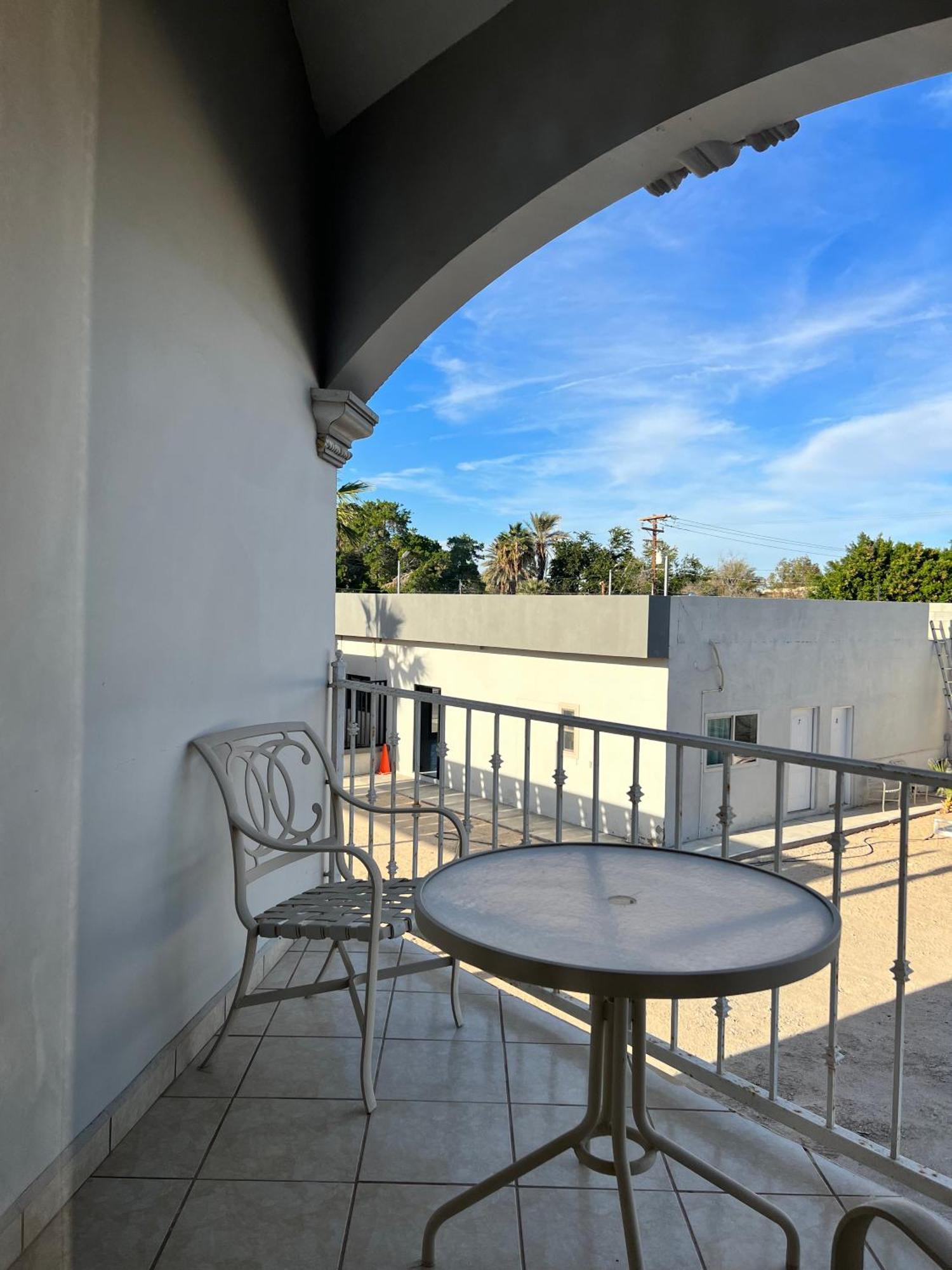 Hotel Los Pinos Inn El Golfo de Santa Clara Экстерьер фото